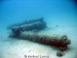 THE SANTA MARIA CANNONS> by Andres Larraz 